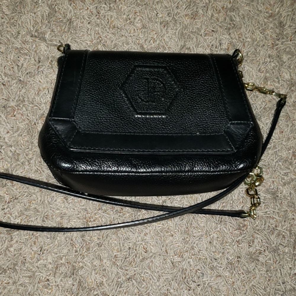 Black purse